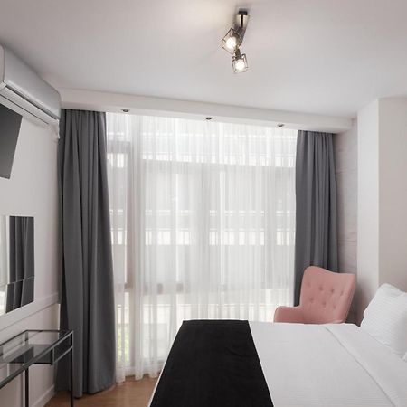 Syntagma Mitropoleos Residence Atene Esterno foto